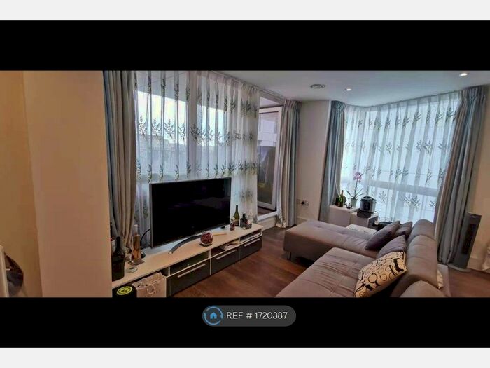 1 Bedroom Flat To Rent In Ensign House Tavern Quay, London, SE16