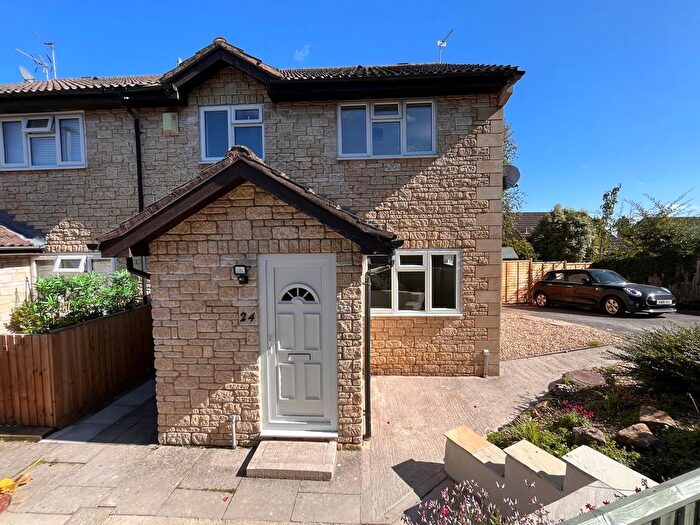 2 Bedroom Property To Rent In Bainton Close, Bradford-On-Avon, BA15
