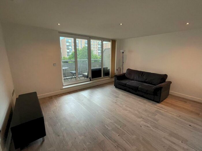 1 Bedroom Flat To Rent In Wards Wharf Approach, Silvertown, Docklands, London, E16