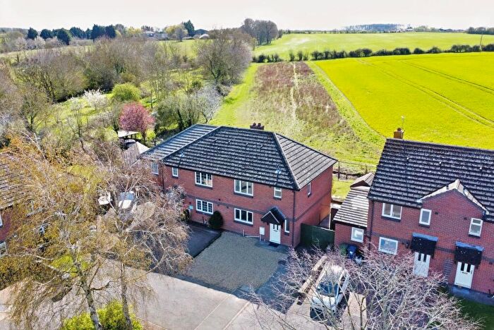 3 Bedroom Semi-Detached House For Sale In Field Close, Abbotsley, PE19