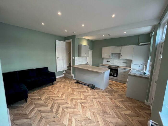 2 Bedroom Terraced House To Rent In Woodside Avenue, Leeds, West Yorkshire, LS4