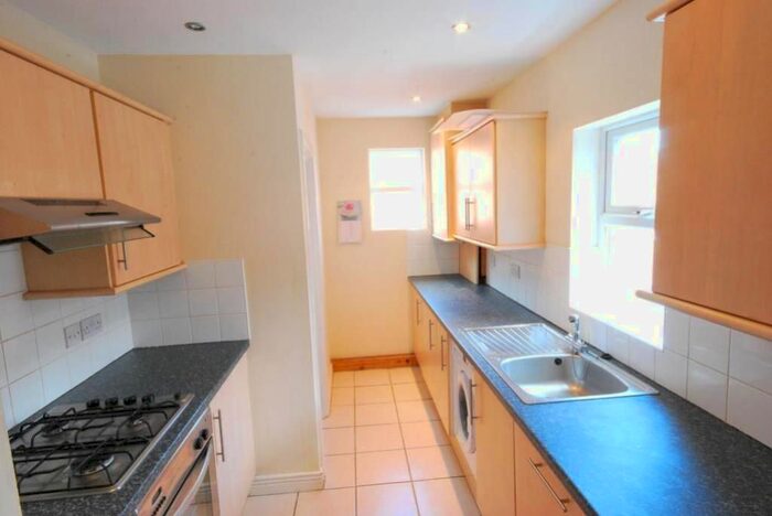 4 Bedroom Maisonette To Rent In Bayswater Road, Jesmond, Newcastle Upon Tyne NE2
