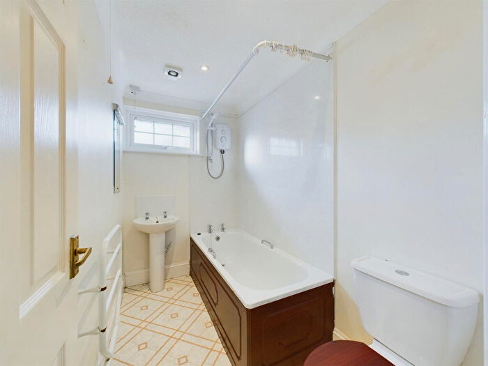2 Bedroom Semi-Detached Bungalow For Sale In Elizabeth Court, Higher Bugle, PL26