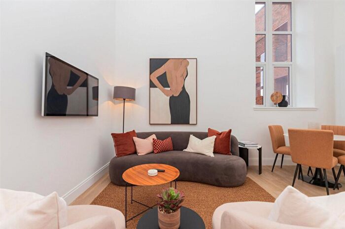 2 Bedroom Apartment For Sale In Apartment - The Old Schoolhouse, North Woodside Road, Glasgow, G20