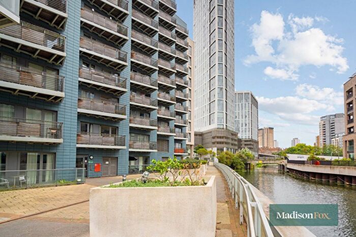 2 Bedroom Flat For Sale In High Street, Stratford, E15