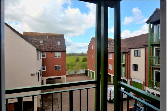 2 Bedroom Apartment To Rent In Priors Court, Back Of Avon, Tewkesbury, GL20
