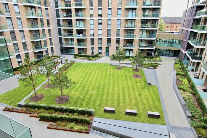 2 Bedroom Apartment To Rent In Queenshurst, KT2