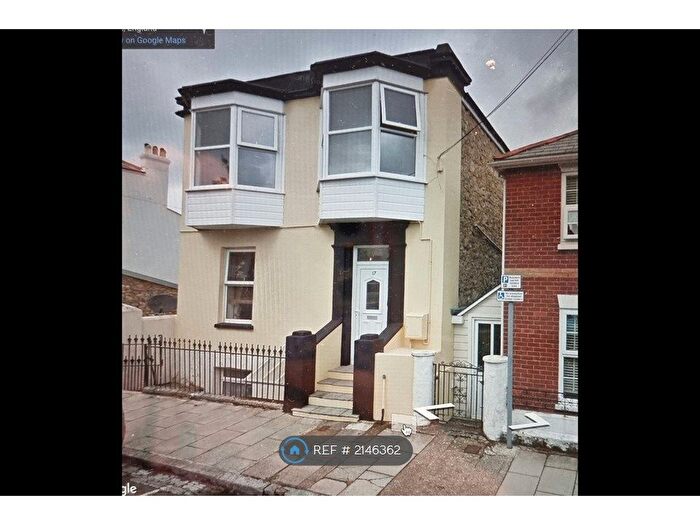 3 Bedroom Semi-Detached House To Rent In Castle Street, Ryde, PO33