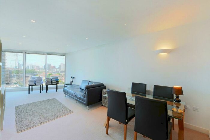 1 Bedroom Apartment To Rent In Ross Apartments, Royal Victoria Dock, E16