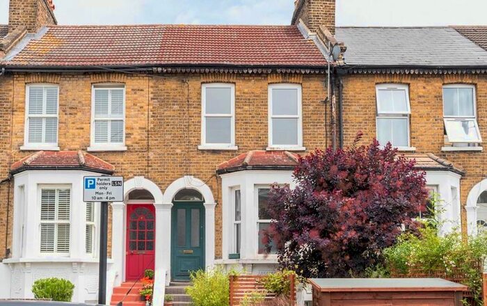 2 Bedroom Terraced House To Rent In Lytton Road, London, E11