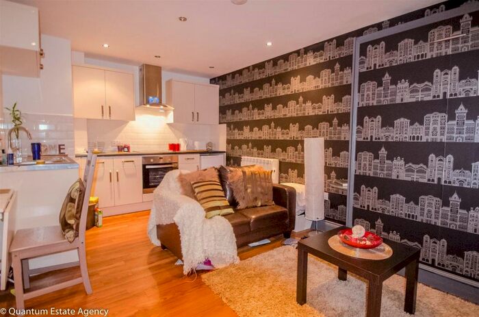 Studio To Rent In Lawrence Street, York, YO10