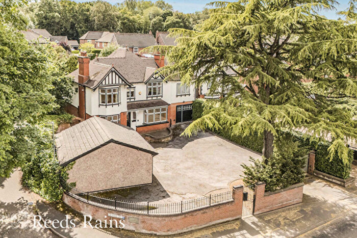 6 Bedroom Detached House For Sale In Chester Road, Middlewich, Cheshire, CW10