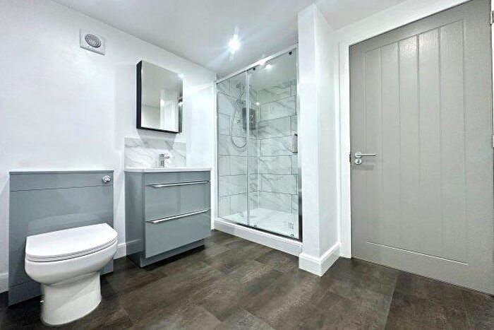 3 Bedroom Flat To Rent In Woodwells Road, Birmingham, B8