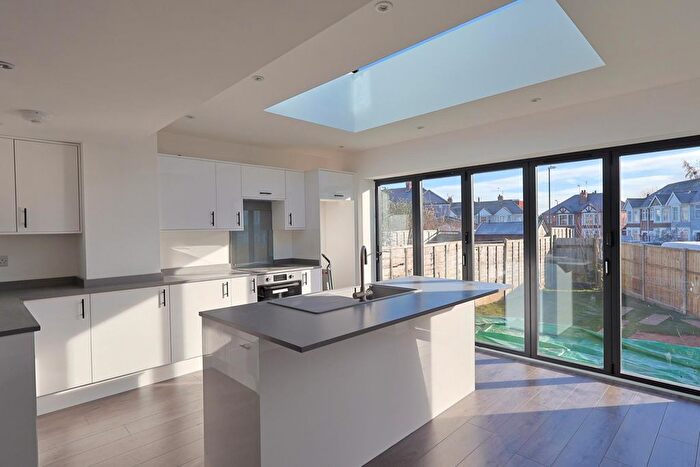 3 Bedroom End Of Terrace House To Rent In Southbank Road, Coventry, CV6