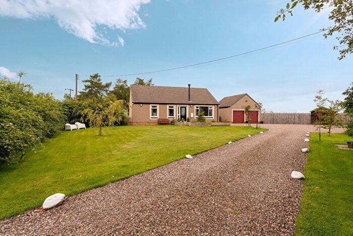 3 Bedroom Bungalow For Sale In Glenogil, Forfar, DD8