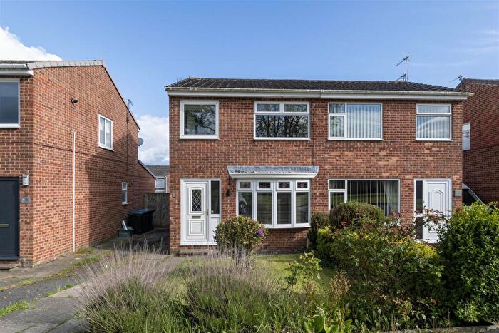 2 Bedroom House For Sale In Shaftsbury Drive, Brandon, Durham, DH7