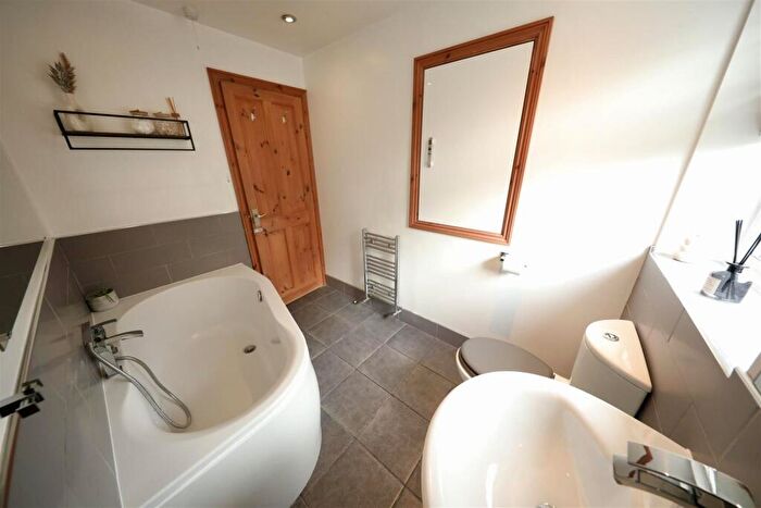 2 Bedroom End Of Terrace House For Sale In Main Street, Burstwick, Hull, HU12