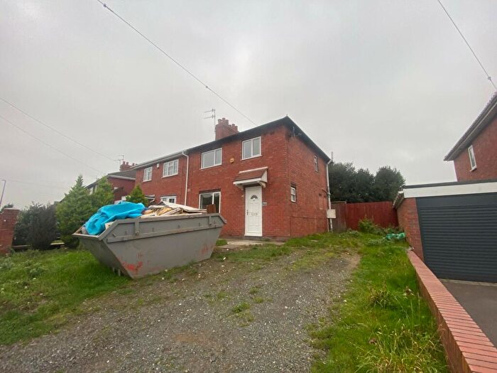 3 Bedroom Semi-Detached House To Rent In Grove Road, Stourbridge, DY9