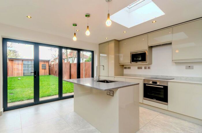 3 Bedroom Terraced House To Rent In Kilmington Road, Barnes, London, SW13