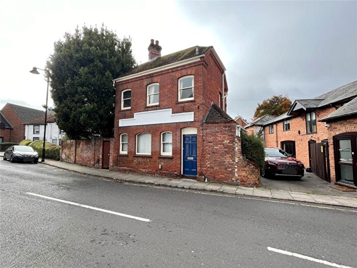1 Bedroom Detached House For Sale In The Horsefair, Romsey, Hampshire, SO51