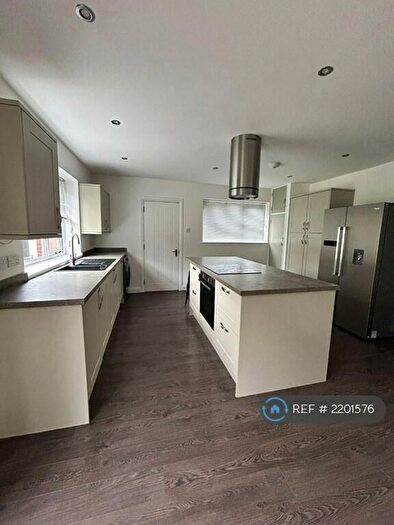 3 Bedroom Bungalow To Rent In Eastern Way, Newcastle Upon Tyne, NE20