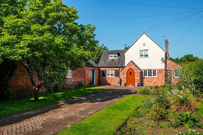3 Bedroom Detached House For Sale In Orchard Cottage, Wellington Road, Nantwich, CW5