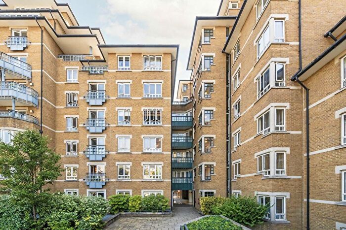 2 Bedroom Flat To Rent In Admiral Walk, London, W9