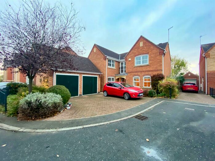 4 Bedroom Detached House To Rent In Ferncroft Walk, Chellaston, Derby, DE73