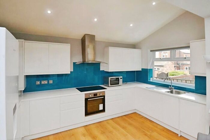 6 Bedroom Terraced House To Rent In Davenport Avenue, Manchester, Greater Manchester, M20