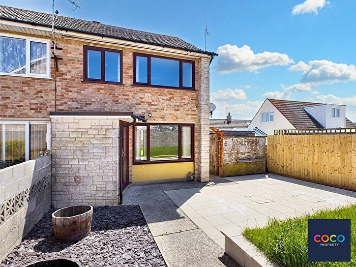 3 Bedroom Terraced House To Rent In Courtlands Road, Portland, Dorset, DT5