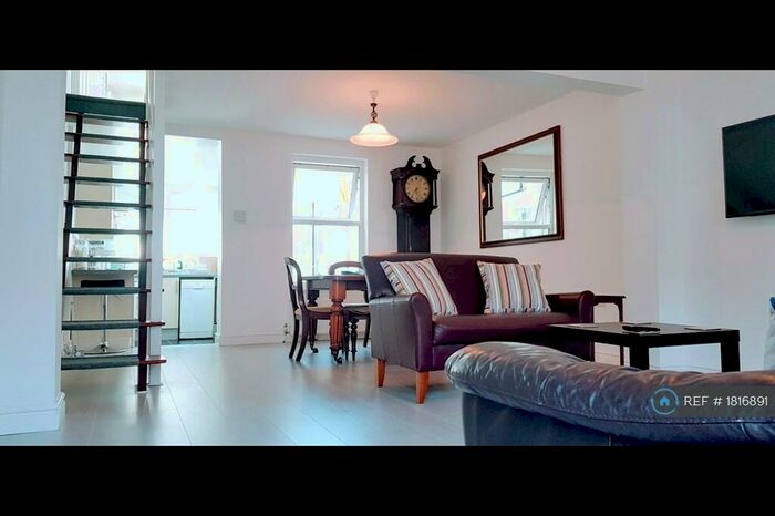 2 Bedroom Terraced House To Rent In Penny Street, Weymouth, DT4