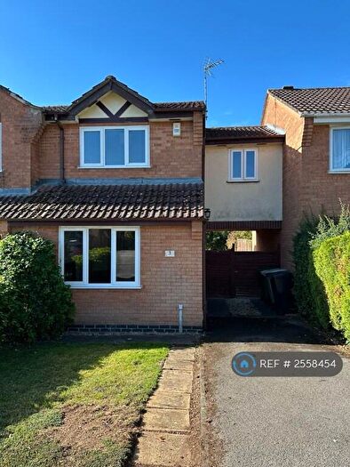 3 Bedroom Terraced House To Rent In Wren Close, Oakham, LE15