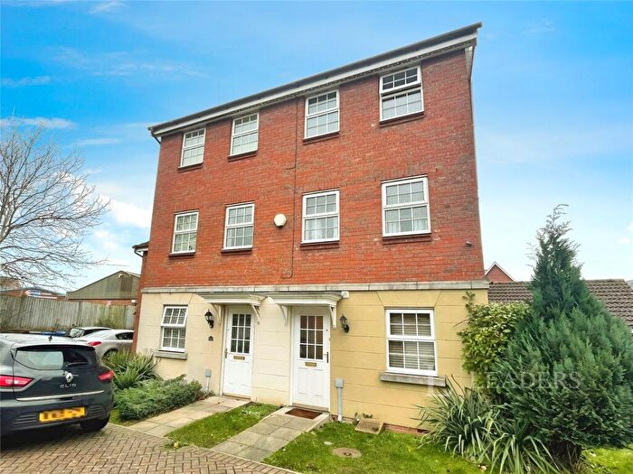 4 Bedroom End Of Terrace House For Sale In Copenhagen Way, Norwich, Norfolk, NR3