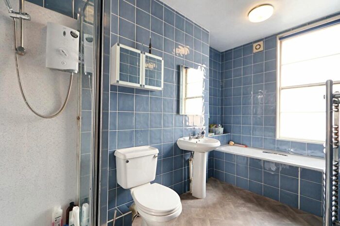 6 Bedroom Terraced House To Rent In Clarence Place, Bristol, BS2