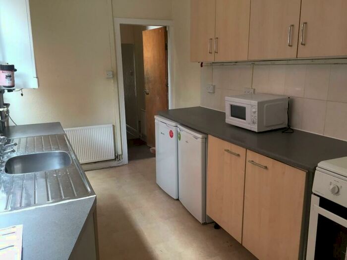 4 Bedroom Terraced House To Rent In Selly Hill Road, Selly Oak, Birmingham, B29