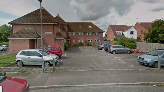 1 Bedroom Apartment To Rent In Chestnut Walk, Worthing, BN13