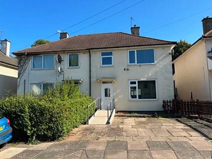 3 Bedroom Semi-Detached House To Rent In Hextall Road, Leicester, LE5