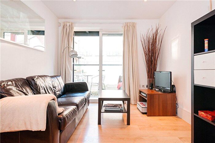 1 Bedroom Apartment To Rent In Omega Place, London, N1