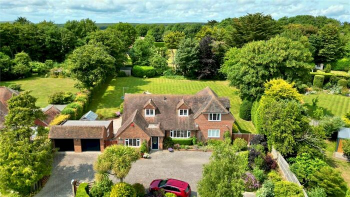 4 Bedroom Detached House For Sale In The Ridgeway, Friston, Eastbourne, East Sussex, BN20