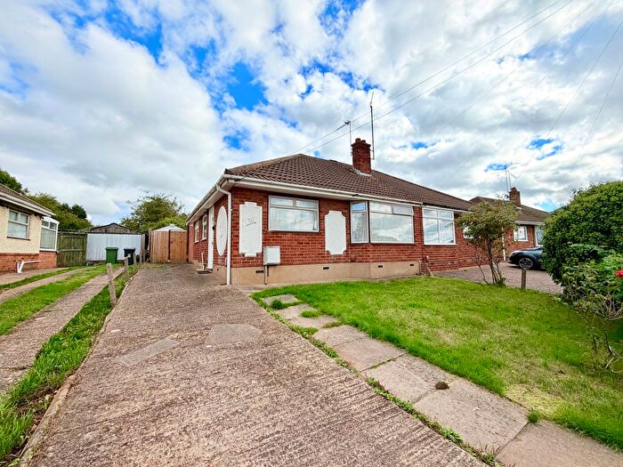 3 Bedroom Bungalow To Rent In Plumtree Avenue, Wellingborough, NN8