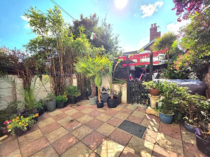 4 Bedroom End Of Terrace House For Sale In Upper Olland Street, Bungay, NR35