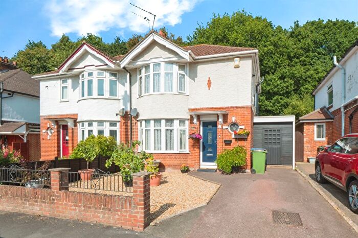 2 Bedroom Semi-Detached House For Sale In Dale Valley Road, Southampton, SO16