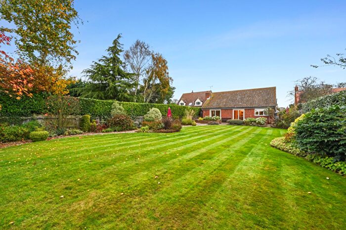 4 Bedroom Detached Bungalow For Sale In Rectory Road, Hollesley, IP12