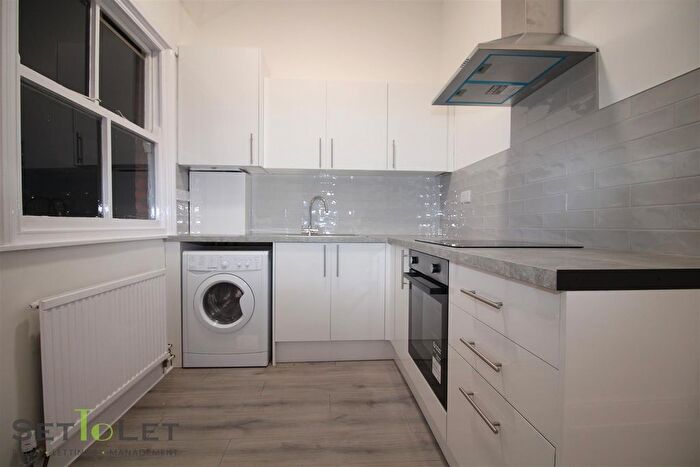 1 Bedroom Flat To Rent In Evington Road, Off London Road, Leicester, LE2