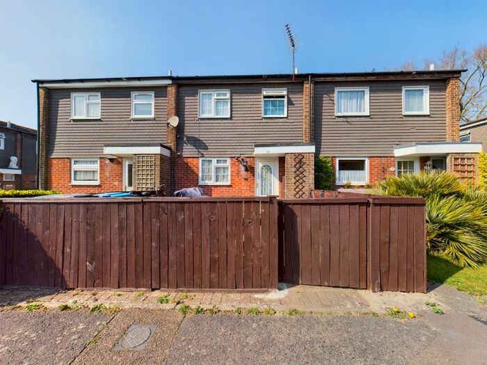 3 Bedroom Terraced House To Rent In Lomond Road, Hemel Hempstead, Hertfordshire, HP2