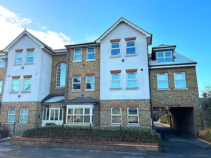 1 Bedroom Flat To Rent In Railway Street, CM7