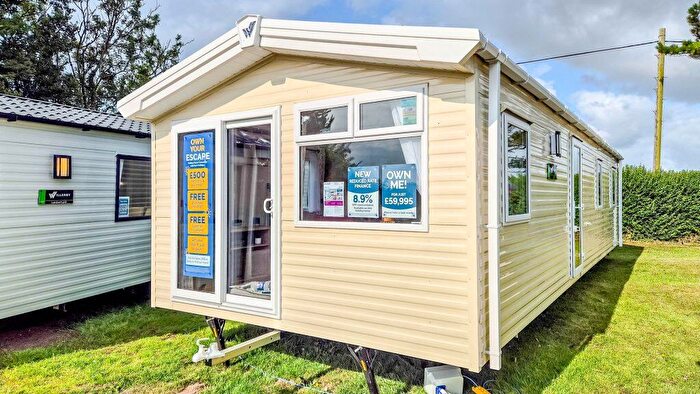 2 Bedroom Park Home For Sale In Polperro Holiday Park, PL13