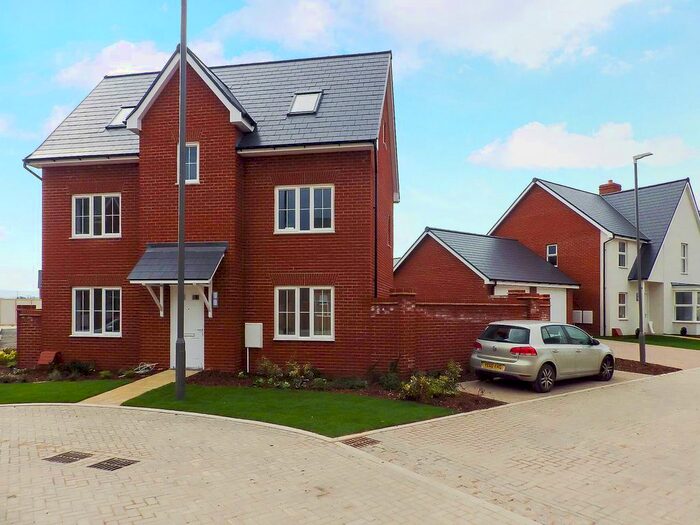 4 Bedroom Detached House To Rent In Maybrick Road, Aylesbury, Buckinghamshire, HP22