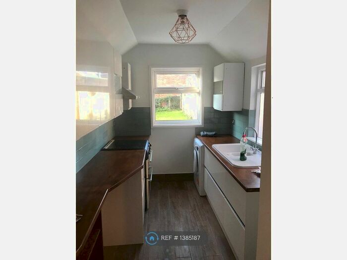 2 Bedroom Terraced House To Rent In Rushden, Rushden, NN10