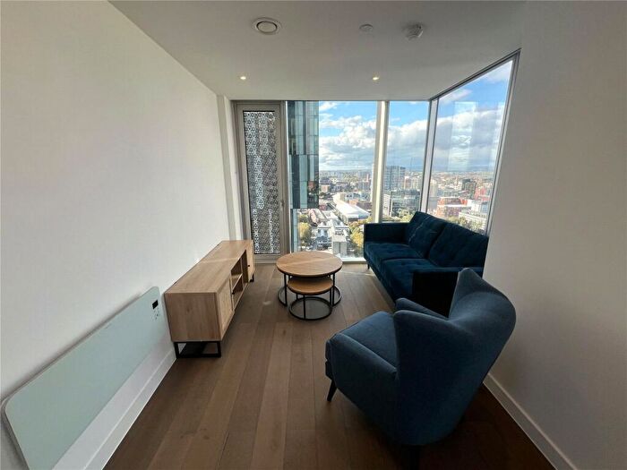 2 Bedroom Apartment To Rent In Viadux, Great Bridgewater Street, Manchester, M1